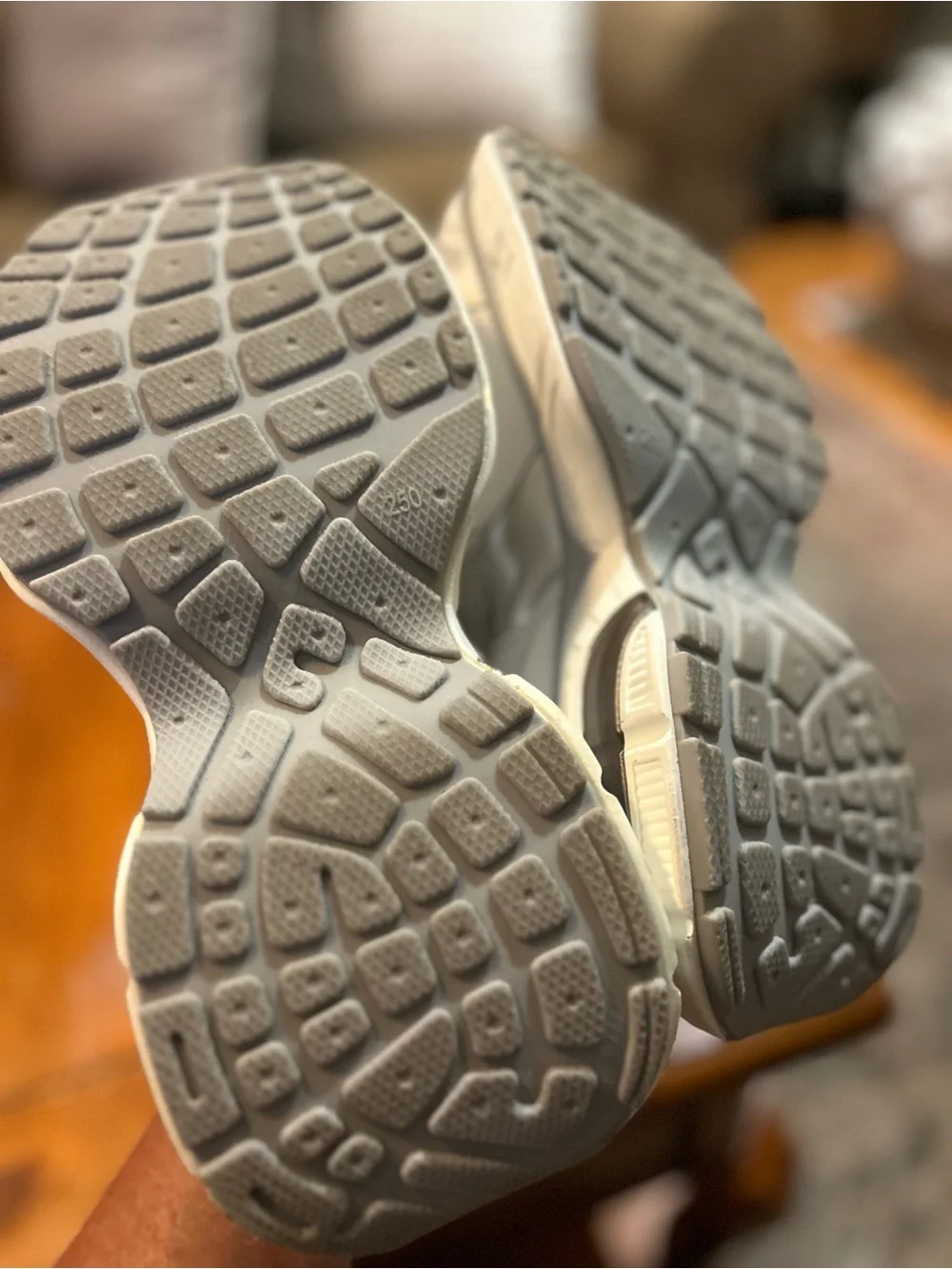 Beau Today chunky sneaker